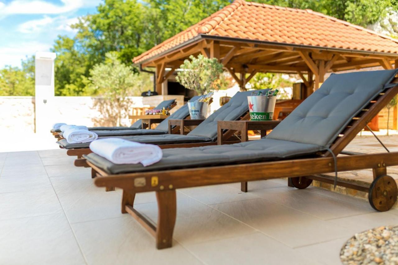 Luxury Villa Allen With Pool Klimno Exterior photo