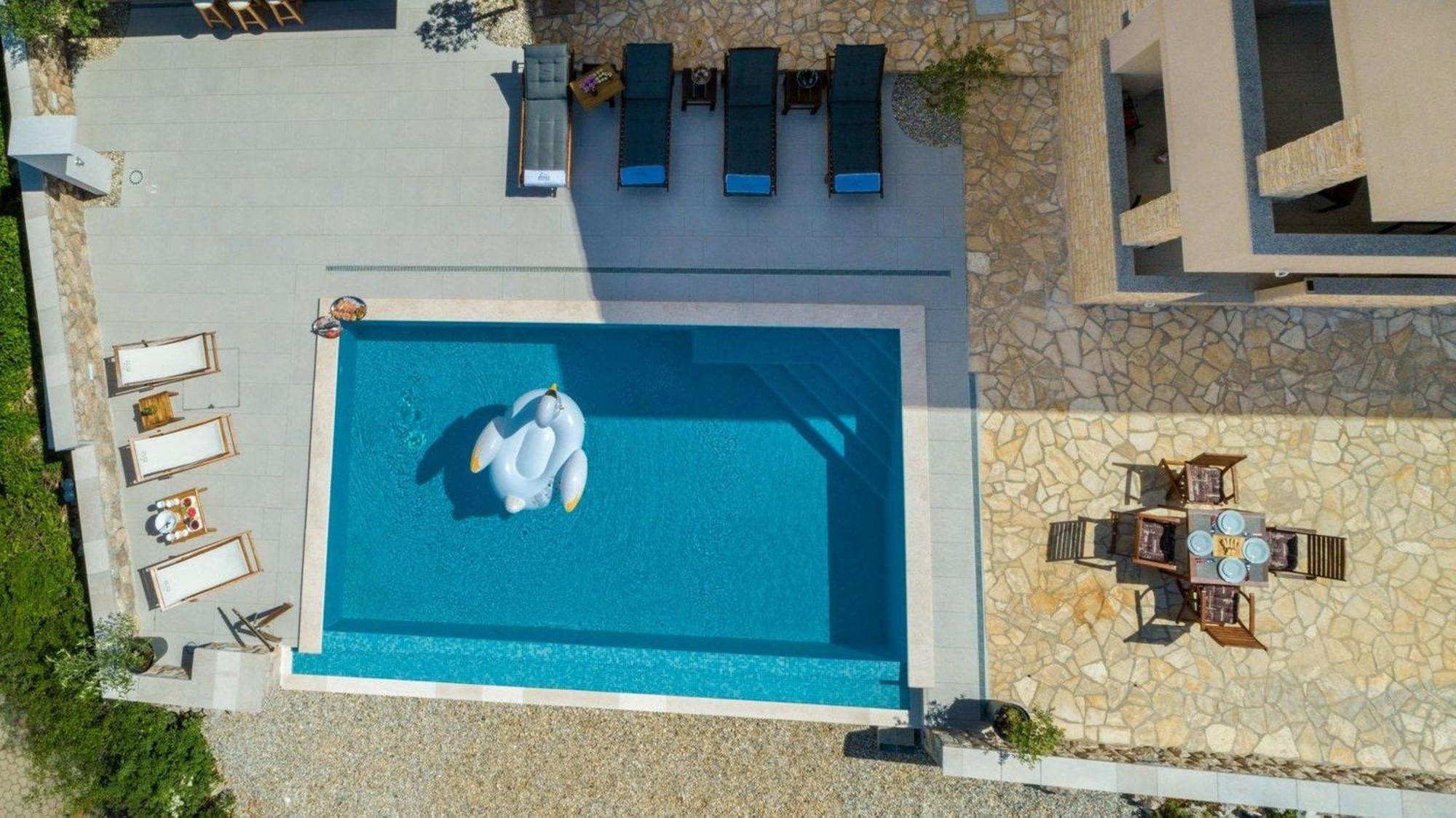 Luxury Villa Allen With Pool Klimno Room photo