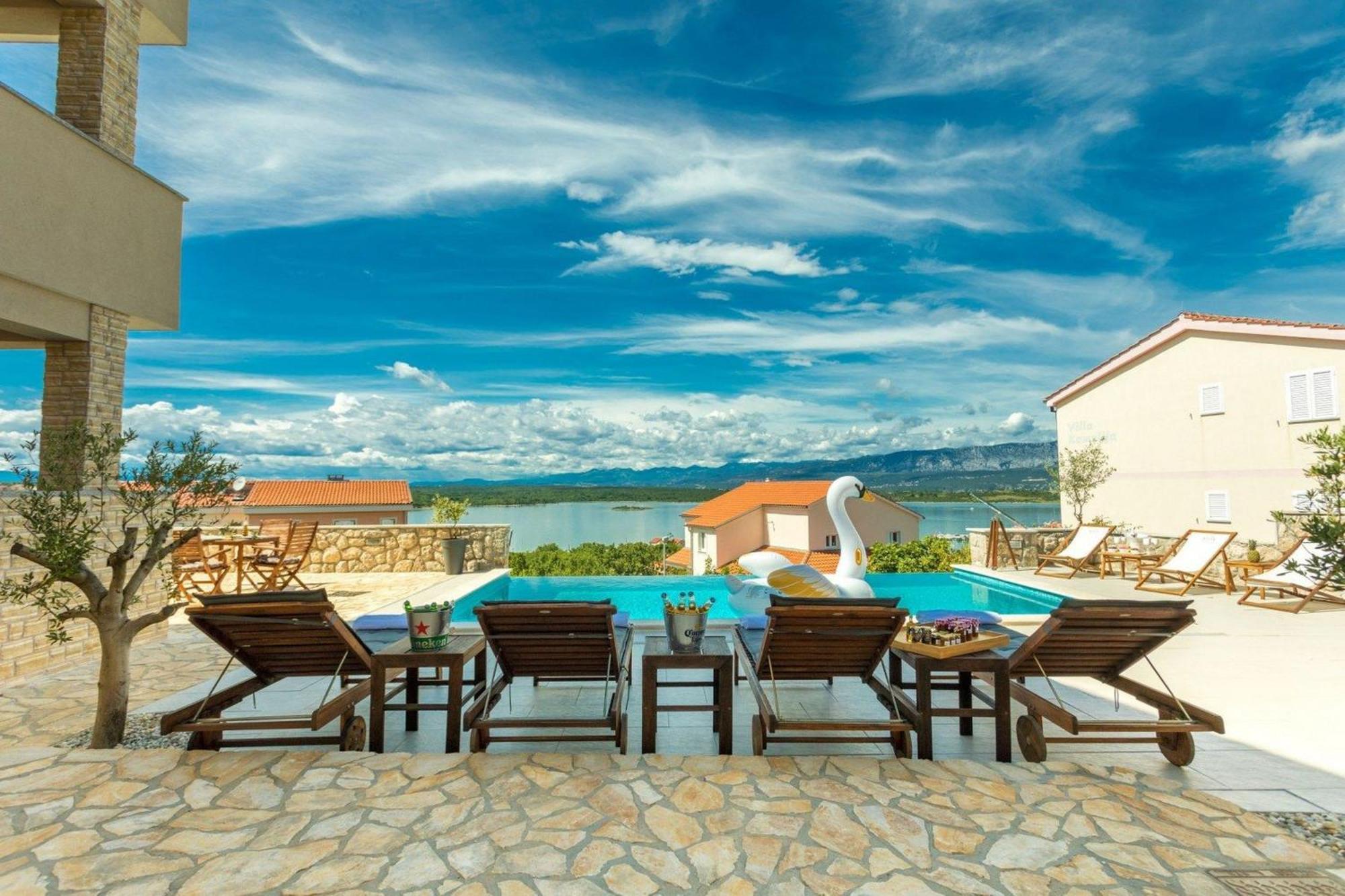 Luxury Villa Allen With Pool Klimno Room photo